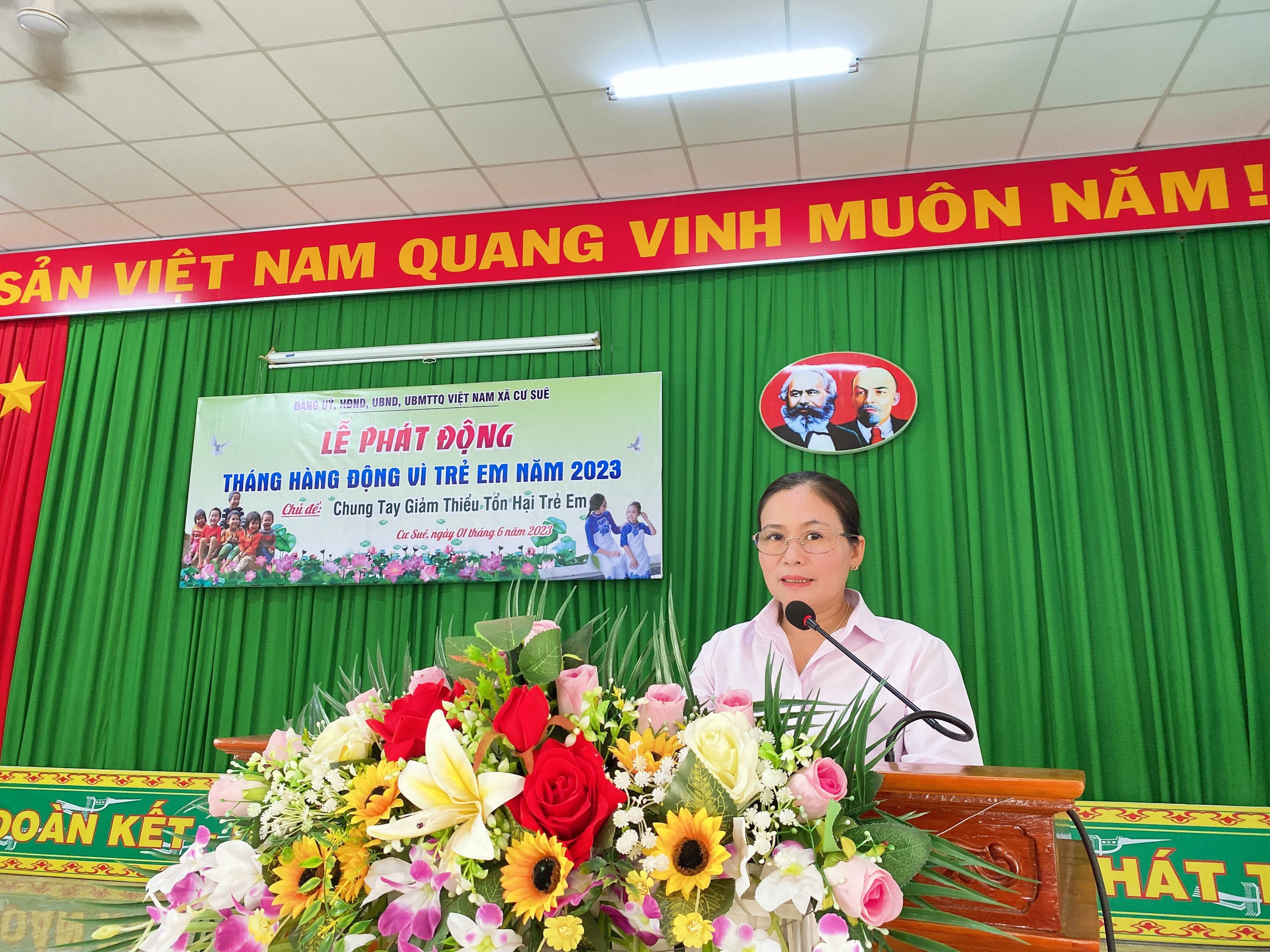 tang-qua-1-6-2023 (3)